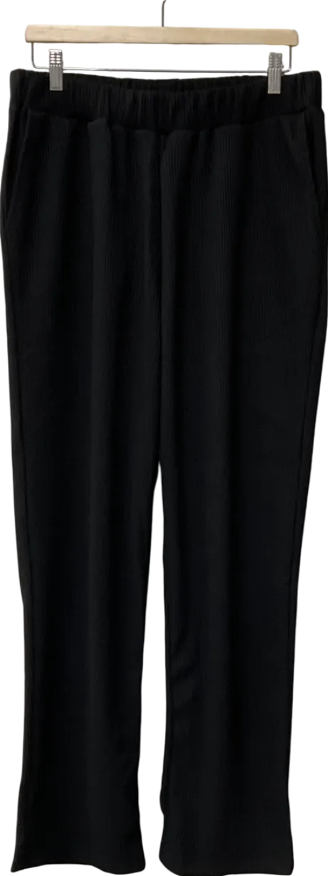 boohooMan Black Tall Elastic Waist Relaxed Fit Cropped Pleated Trouser UK L