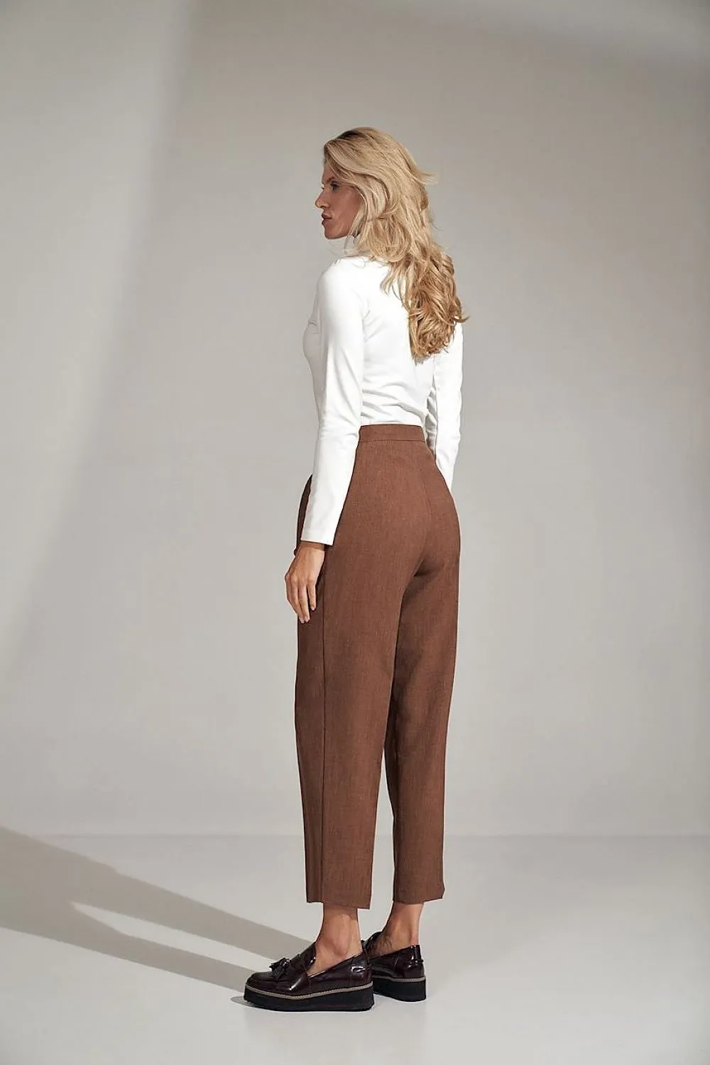 Chic Checked Trousers with Practical Side Pockets