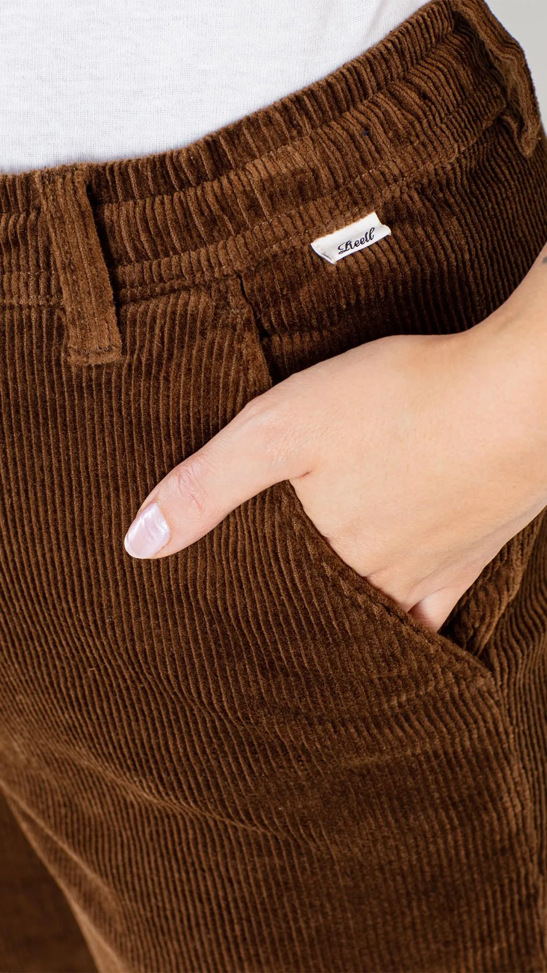 Reflex Women Loose Chino Corduroy - Brown