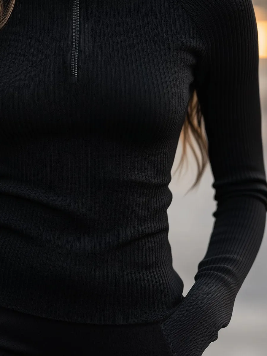 Sophisticated Black Ribbed Turtleneck Top with Zipper Detail